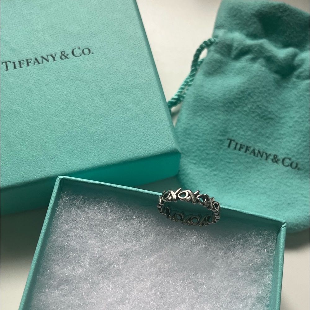 Tiffany & Co. Paloma Picasso XOXO ring in sterling silver size 5.5
